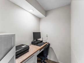 11904 N Blackjack Oak Circle, The Woodlands TX 77380