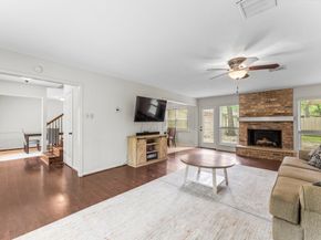 11904 N Blackjack Oak Circle, The Woodlands TX 77380