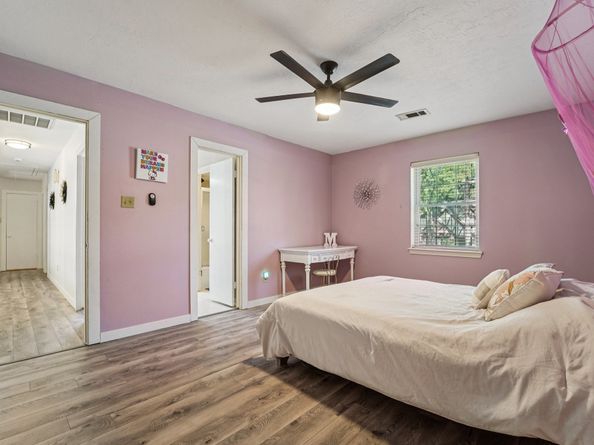 3211 Candleknoll Drive, Spring TX 77388