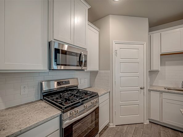 19543 Perissa Terrace Drive, Hockley TX 77447