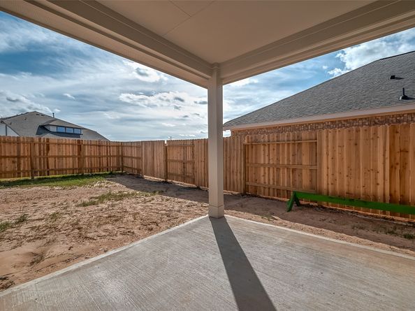 19543 Perissa Terrace Drive, Hockley TX 77447