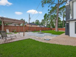 5607 Pebble Springs Drive, Houston TX 77066