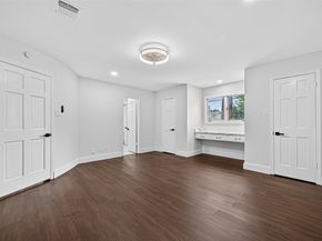 5607 Pebble Springs Drive, Houston TX 77066