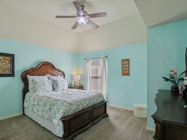 7102 Turtle Manor Drive, Humble TX 77346