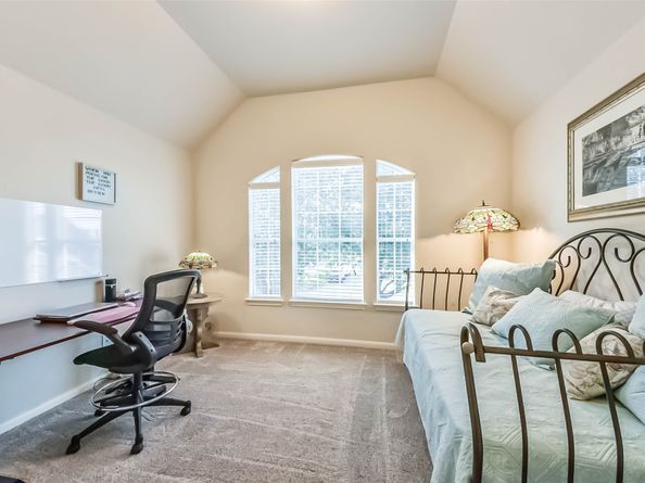 7102 Turtle Manor Drive, Humble TX 77346