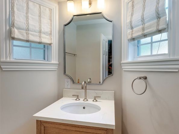 1832 Albans Road, Houston TX 77005