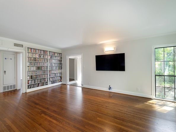 1832 Albans Road, Houston TX 77005