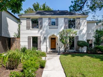1832 Albans Road