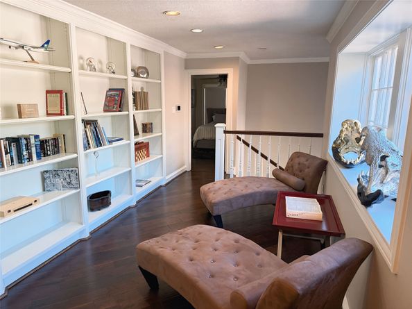 2819 Cedar Woods Place, Houston TX 77068