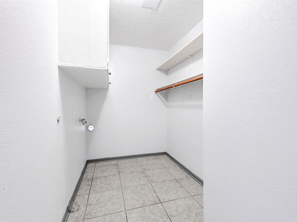 619 Rocky Mountain Drive, Houston TX 77037