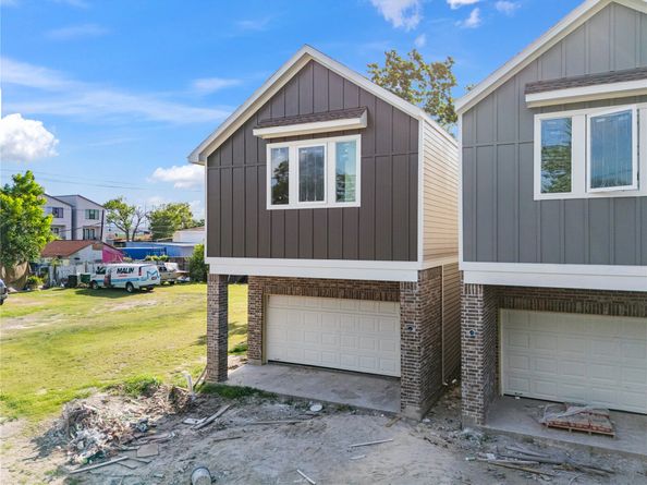 1504 Hussion St, Houston TX 77003