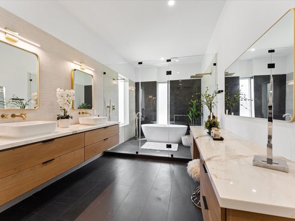 8102 Montridge Drive, Houston TX 77055