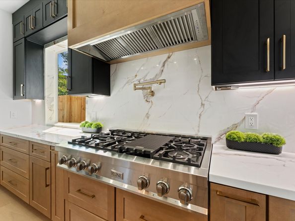 8102 Montridge Drive, Houston TX 77055