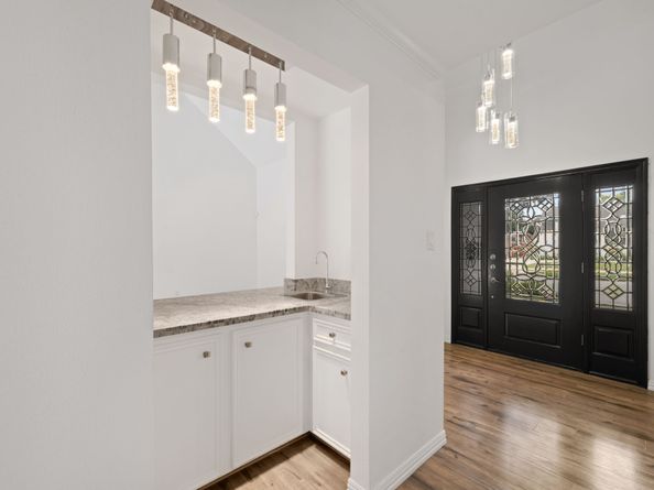 10214 Inwood Drive, Houston TX 77042
