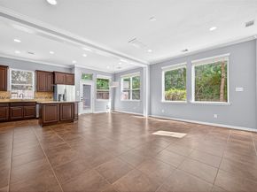 137 Cheswood Manor, The Woodlands TX 77382