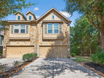 137 Cheswood Manor