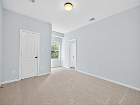 137 Cheswood Manor, The Woodlands TX 77382