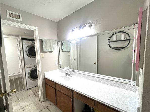 10211 Sugar Branch Drive 434, Houston TX 77036