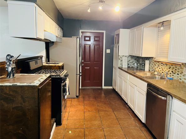 5539 Greylog Drive, Houston TX 77048