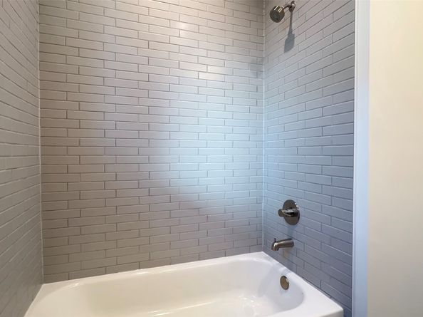 411 W DREW Street, Houston TX 77006