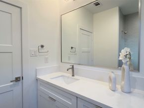 411 W DREW Street, Houston TX 77006