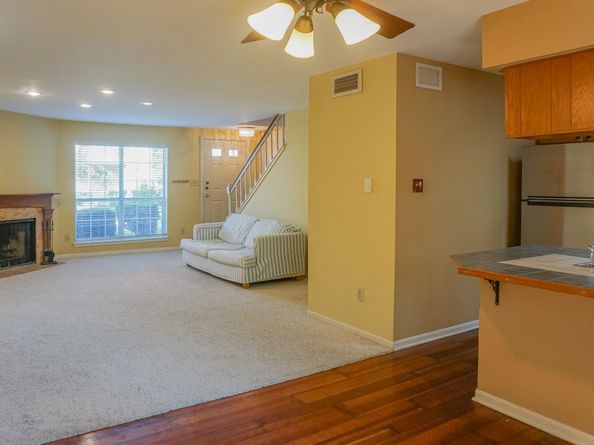 3100 Jeanetta Street 703, Houston TX 77063