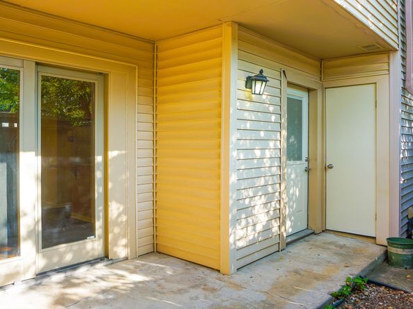 3100 Jeanetta Street 703, Houston TX 77063