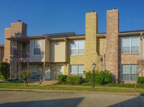 3100 Jeanetta Street 703, Houston TX 77063