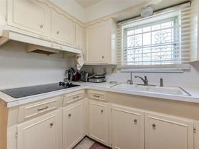 3307 Freshmeadows Drive, Houston TX 77063