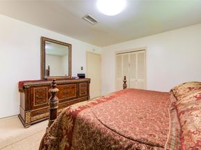 3307 Freshmeadows Drive, Houston TX 77063