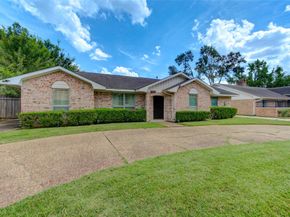 3307 Freshmeadows Drive, Houston TX 77063