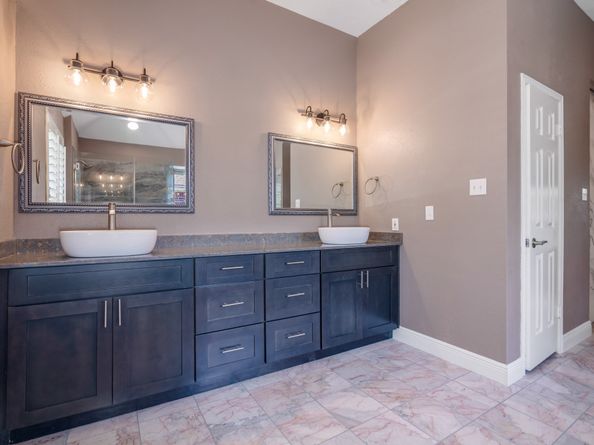 14103 Ragus Lake Drive, Sugar Land TX 77498
