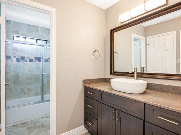 14103 Ragus Lake Drive, Sugar Land TX 77498