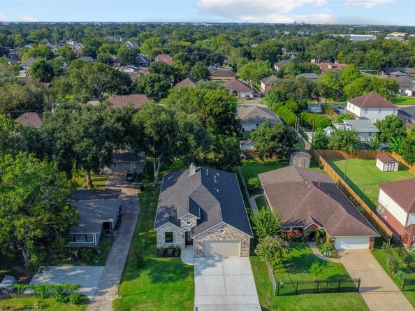 8405 Folkstone Lane, Houston TX 77075