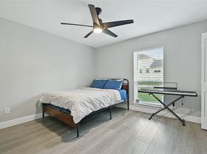 5122 Braesheather Drive, Houston TX 77096