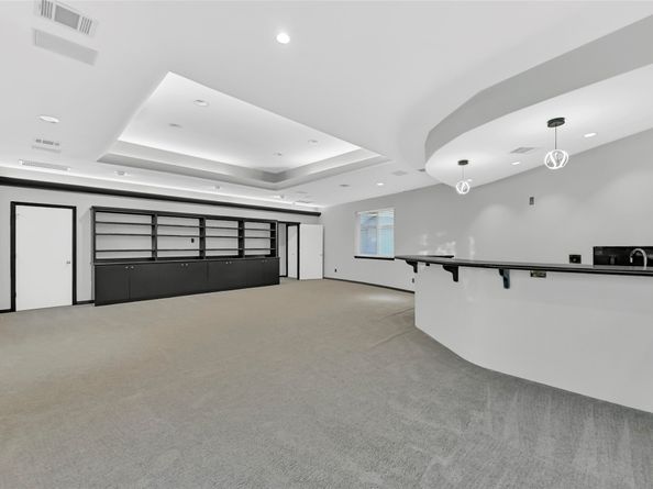 5122 Braesheather Drive, Houston TX 77096