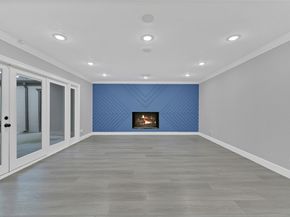 5122 Braesheather Drive, Houston TX 77096