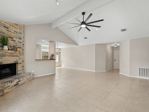 834 Mayweather Lane, Richmond TX 77406