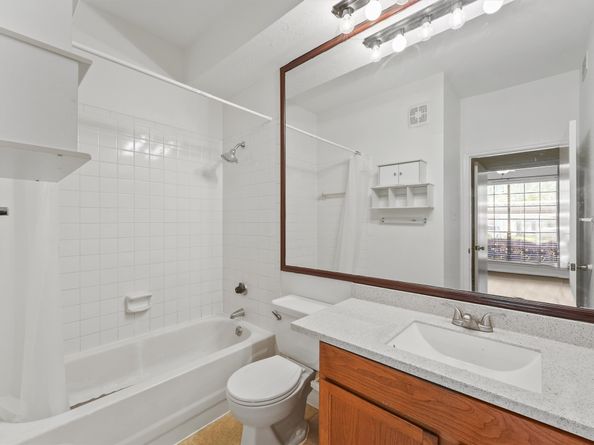 8055 Cambridge Street 21, Houston TX 77054