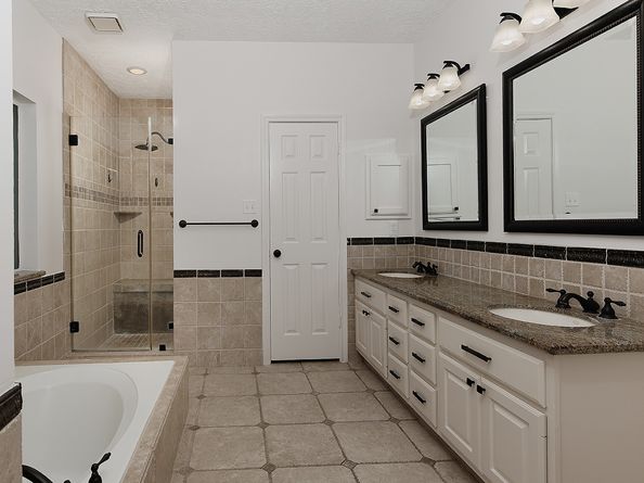 15 Amber Sky Place, The Woodlands TX 77381