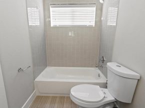 5816 Gardendale Drive B, Houston TX 77092