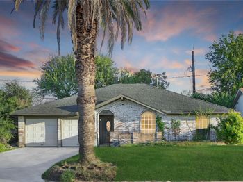 5411 Fairgreen Lane