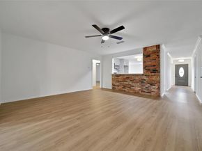 5411 Fairgreen Lane, Houston TX 77048