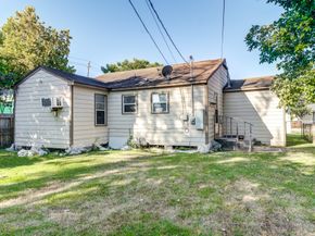 1143 Zoe Street, Houston TX 77020