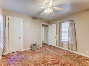 1143 Zoe Street, Houston TX 77020
