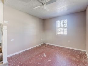 1143 Zoe Street, Houston TX 77020