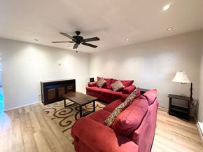 3224 Timmons Lane 154, Houston TX 77027