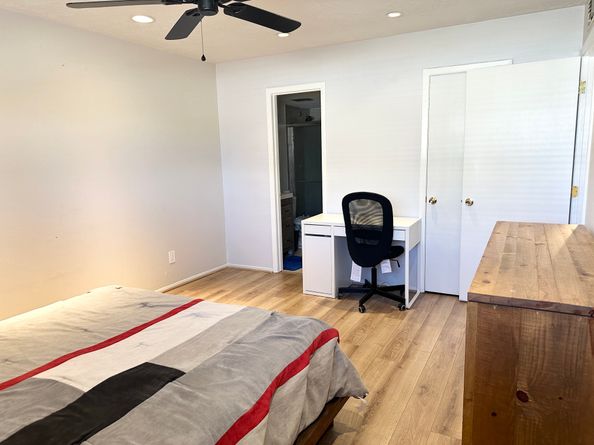 3224 Timmons Lane 154, Houston TX 77027