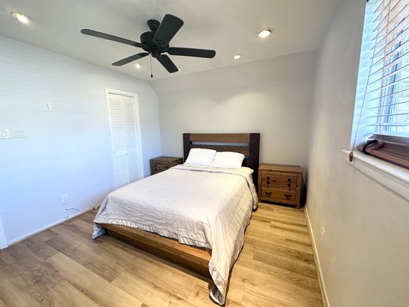 3224 Timmons Lane 154, Houston TX 77027