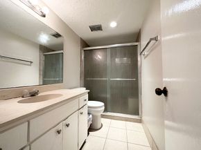 3224 Timmons Lane 154, Houston TX 77027